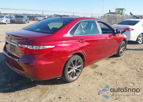 2016 Toyota Camry Xse z USA, uszkodzony, nr VIN 4T1BF1FK8GU554729